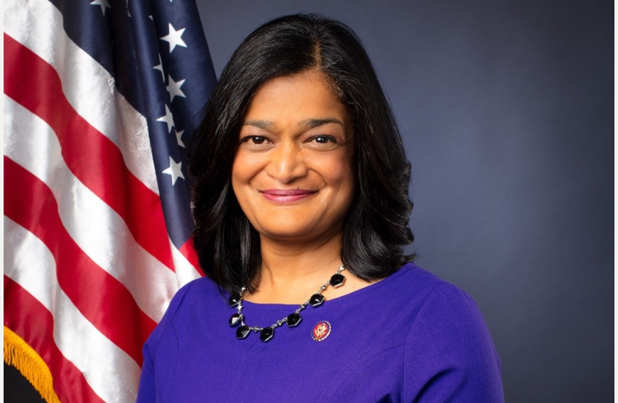 Rep. Pramila Jayapal addresses new Americans at naturalization ceremony