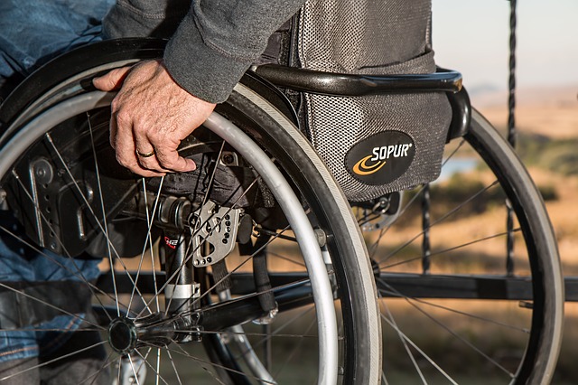 Indian woman’s airport video sparks wheelchair misuse debate and online backlash